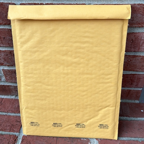 ULINE 18 Pack of 9.5”Wide x 14.5”Long Kraft Bubble Mailer Padded Envelop… - Picture 3 of 5